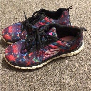 Skechers Tennis Shoes